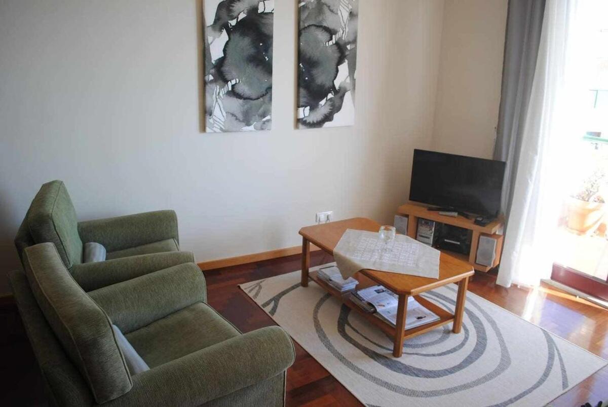 Pia'S Place - Apt With Sea View Canico  Bagian luar foto
