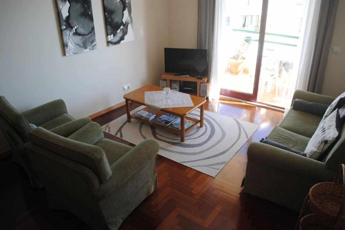 Pia'S Place - Apt With Sea View Canico  Bagian luar foto