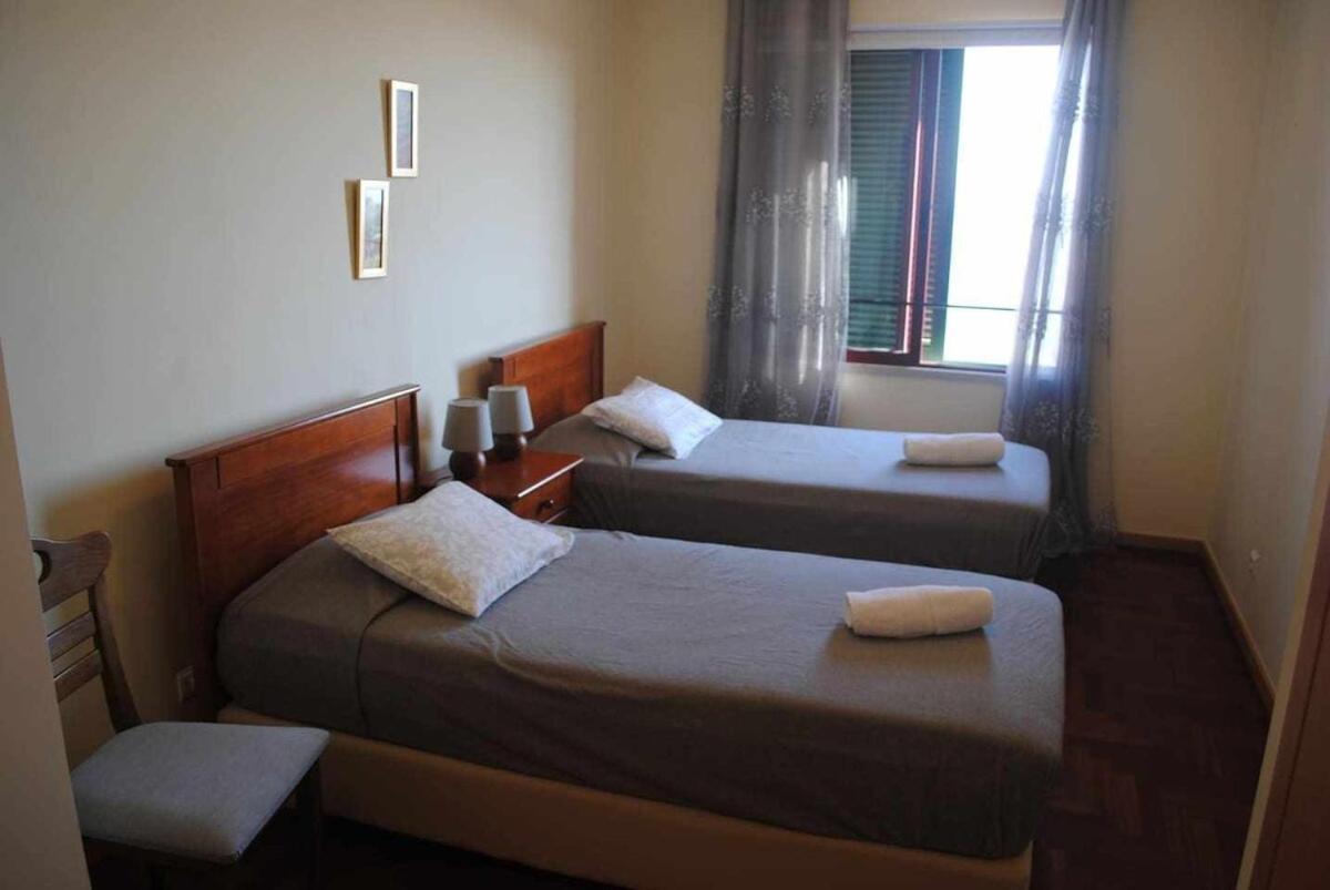 Pia'S Place - Apt With Sea View Canico  Bagian luar foto